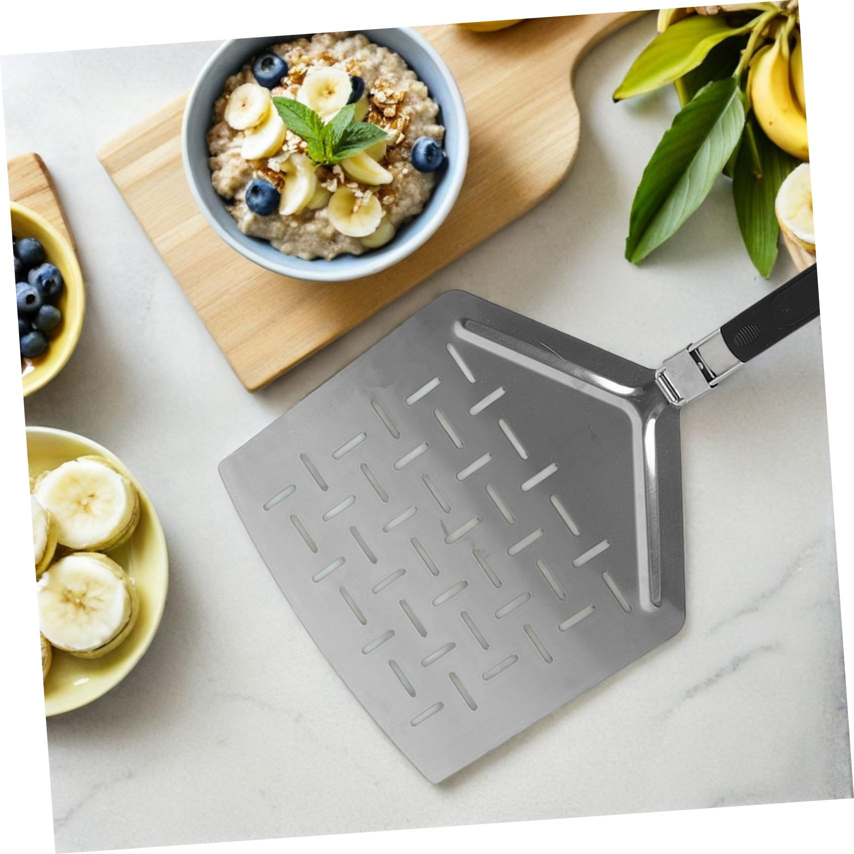 IMIKEYA Perforierter Pizzaschieber 33cm aus Edelstahl Großer Rechteckiger Pizzaschieber mit Klappbarem Ergonomischem Griff für Pizza und Brotbackaufgaben