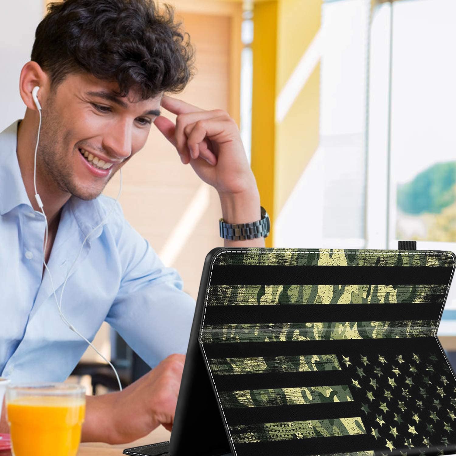 Case for Amazon Kindle Fire HD 8 Tablet 8"(12th/10th Generation, 2022/2020 Release) & HD 8 Plus Tablet，Slim Fit Foldable Standing Cover Case with Auto Sleep/Wake，Camouflage American Flag Camo