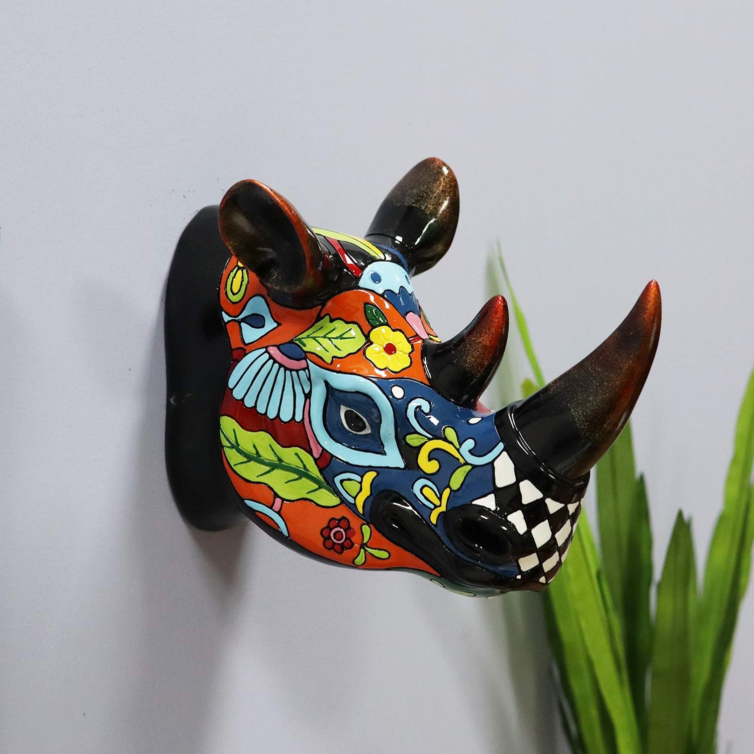 LiffyGift Rhinoceros Head Wall Decor Indoor Resin Animal Wall Sculpture Outdoor Statue Hanging Decoration for Living Room, Bedroom,Garden : Home & Kitchen