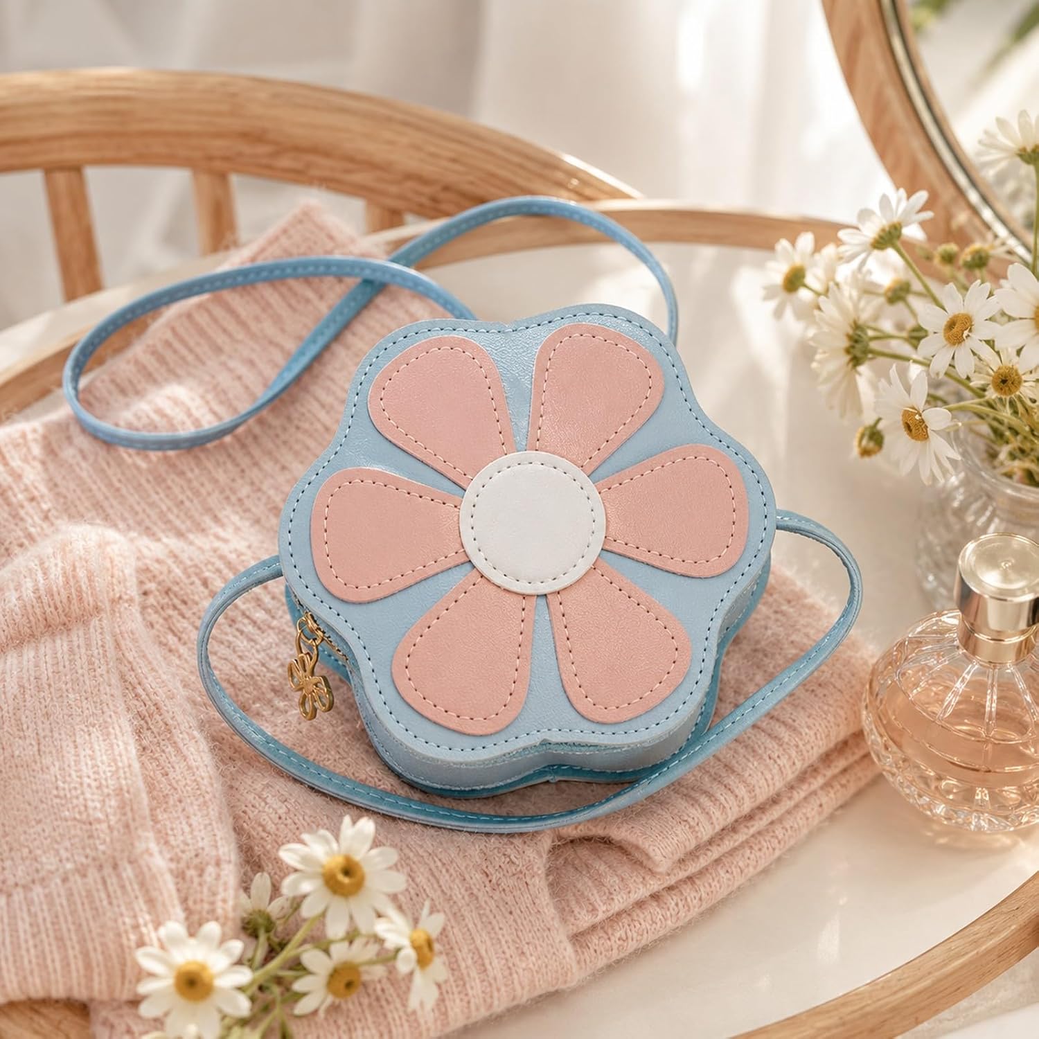 LUOZZY Flower Shaped Crossbody Bag Mini Daisy Shoulder Purse, Blue image 5
