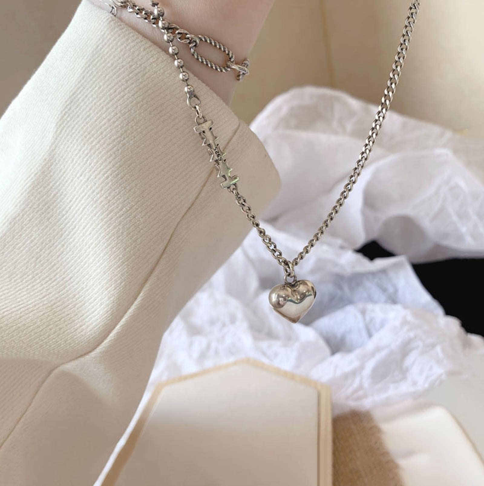 925 plata esterlina amor corazón estrella colgante collar de plata tailandesa cadena asimétrica de cuentas redondas El regalo ideal para mujeres