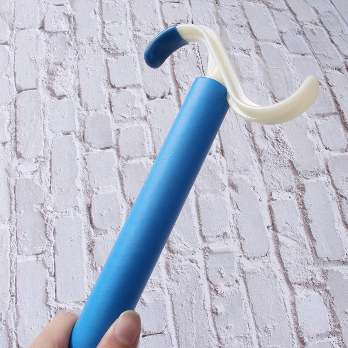 1Pc Dressing Tool Auxiliary Rod for Elderly and Patients Clothes Wearing Helper for Seniors Lightweight Design for Easy Use with Socks Coats and More