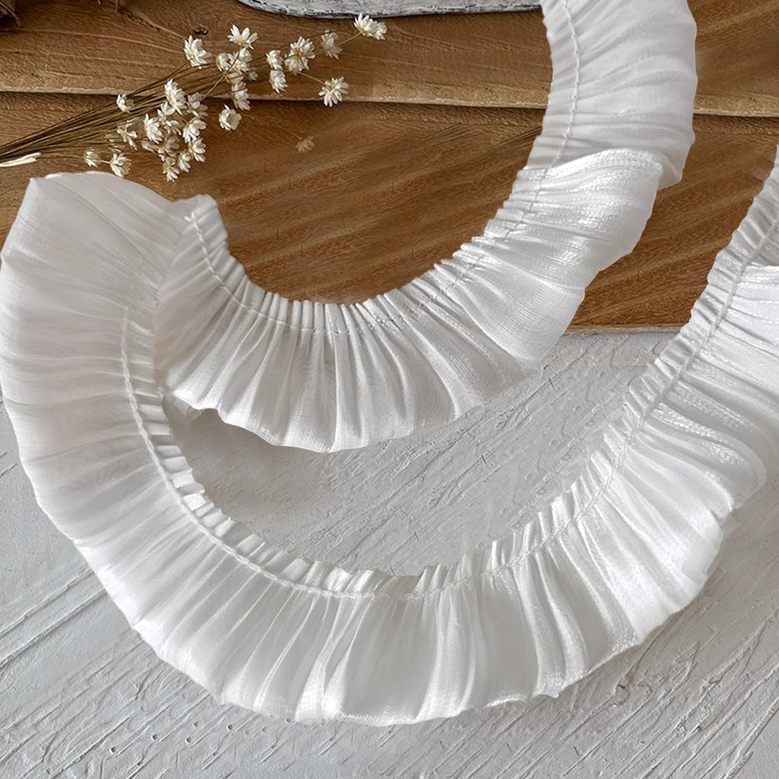 Amazon.com: 9 Yards Ruffle Lace Trim Pleated Lace Edge Trim Ruffle Pleated  Chiffon for Sewing, Dresses, Collars, Wedding Dresses, Doll Decorations  (White)