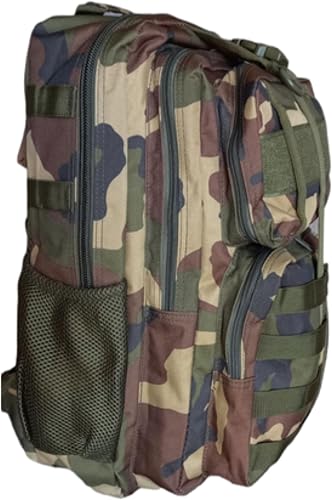 Tactical Woodland Camouflage Backpack, Waterproof Nylon, 35 Litres, Military Style, Adjustable Shoulder Straps, Hiking and Camping