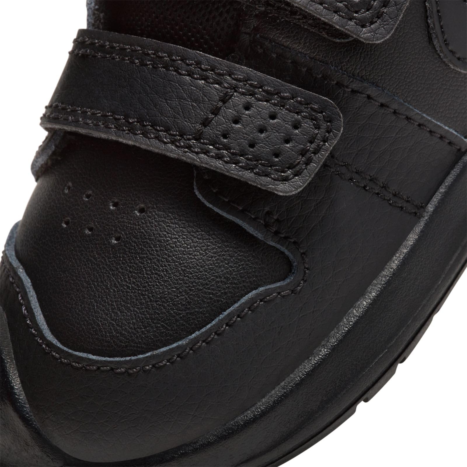 Nike Unisex Infantil Pico 5 (TDV), Black/Black, 19.5 EU