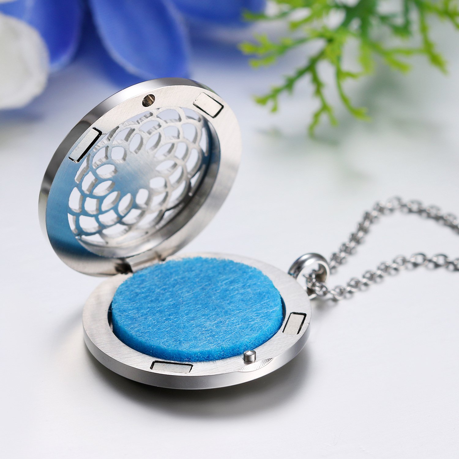 JewelryWe Aromaterapia Collana con Pendente Diffusore dell'Olio Essenziale, Rosa Ciondolo Retro Annata Collana del Profumo Regalo Originale per Il Amore, 6 Feltri da Cambiare, Portafoto,Regalo Natale