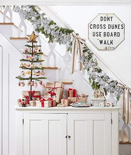 Miniatura 6 de Lvydec Guirnalda Artificial de Bayas para Decoración de Navidad - Guirnalda plateada de 6 pies con bayas brillantes y hojas de acebo para decoración