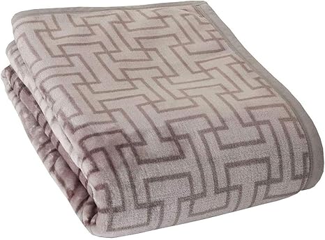 Amazon Co Jp 昭和西川 累計販売実績4 000枚以上 春まで使える毛布 毛布 グレー ダブル 肌触り なめらか With Rest ニューマイヤー毛布 約1500g ホーム キッチン