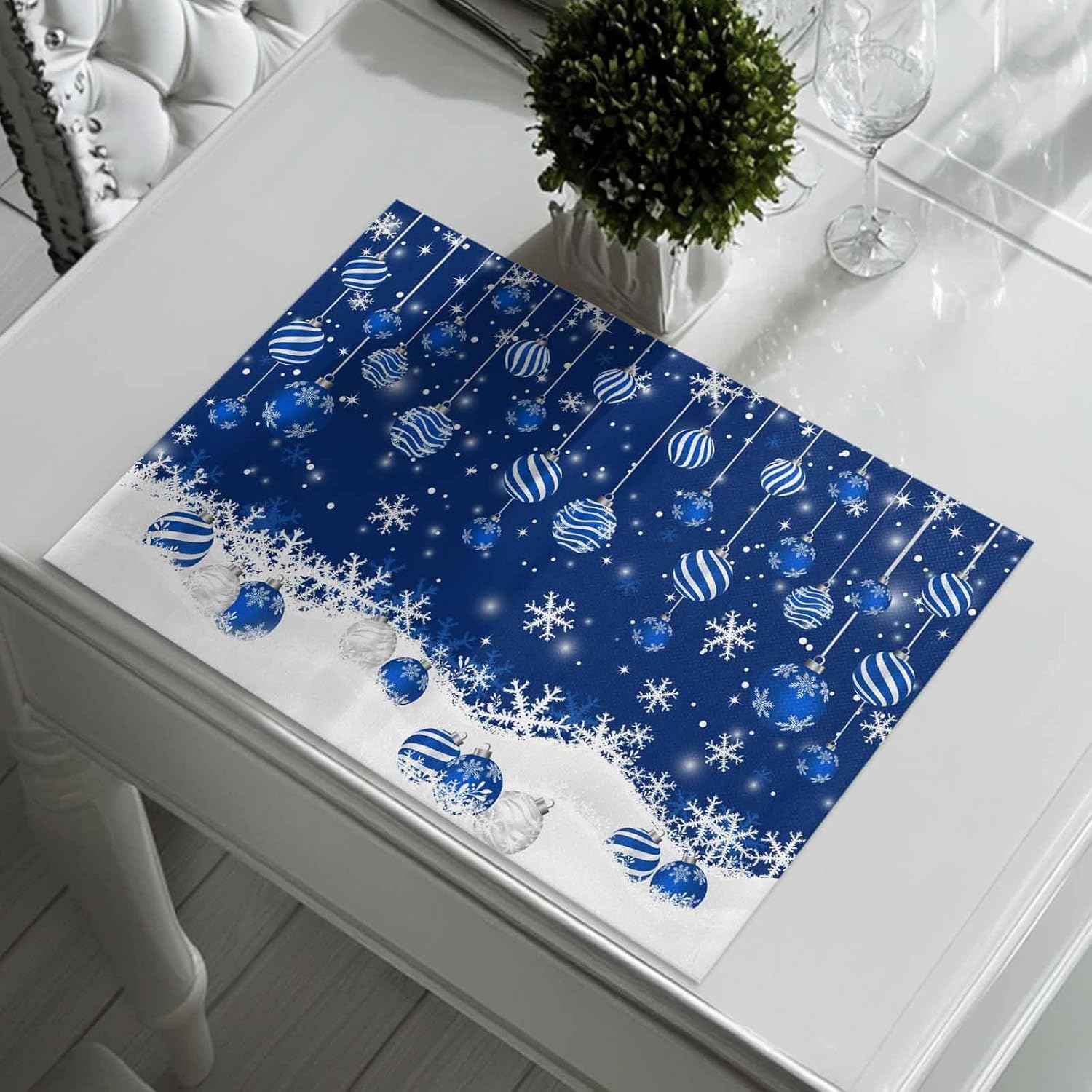 Merry Christmas Placemats Set of 6,Cotton Linen Table Mats Non-Slip Washable Xmas Balls Snowflake Blue Christmas Winter Placemat for Holiday Party Dining Snowflake Kitchen Table Decor