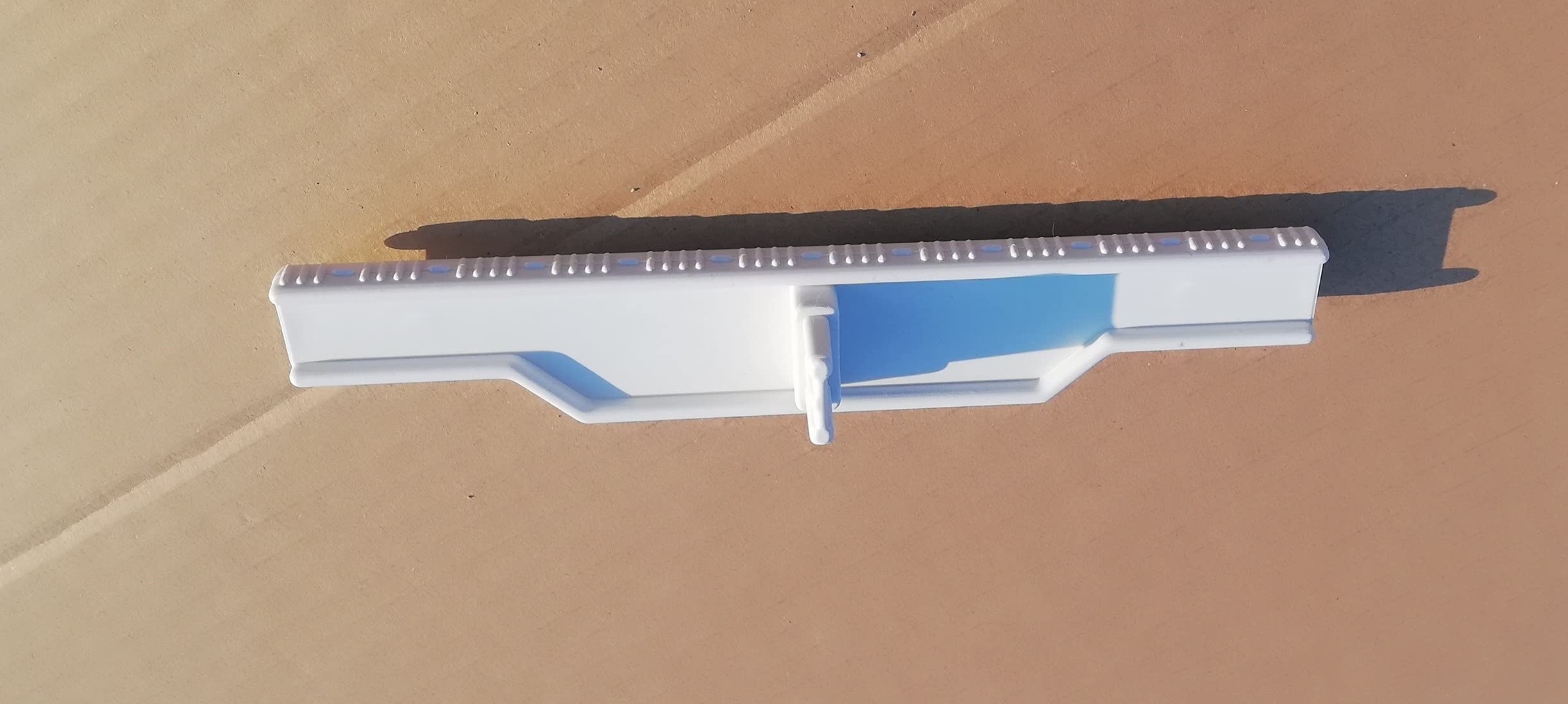 Naturii mt 1 Griglia Astral 195 Trasversale per Bordo sfioratore Modello Barcelona 19,5 Cm X 2,2 Cm