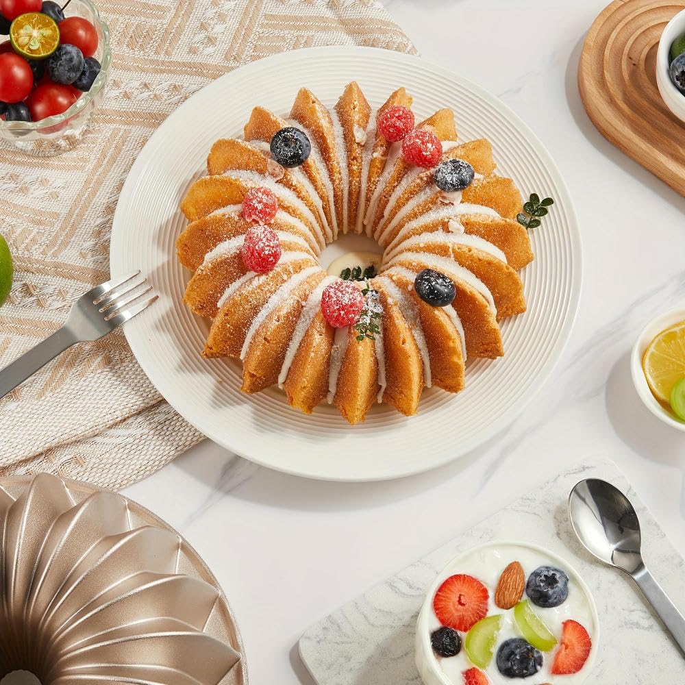 Molde para Pasteles Antiadherente de Aluminio Dorado de 9,5" NYSDM, Resistente a los arañazos y al óxido, budines, gelatina y pudín de Chocolate. Apto para Horno.