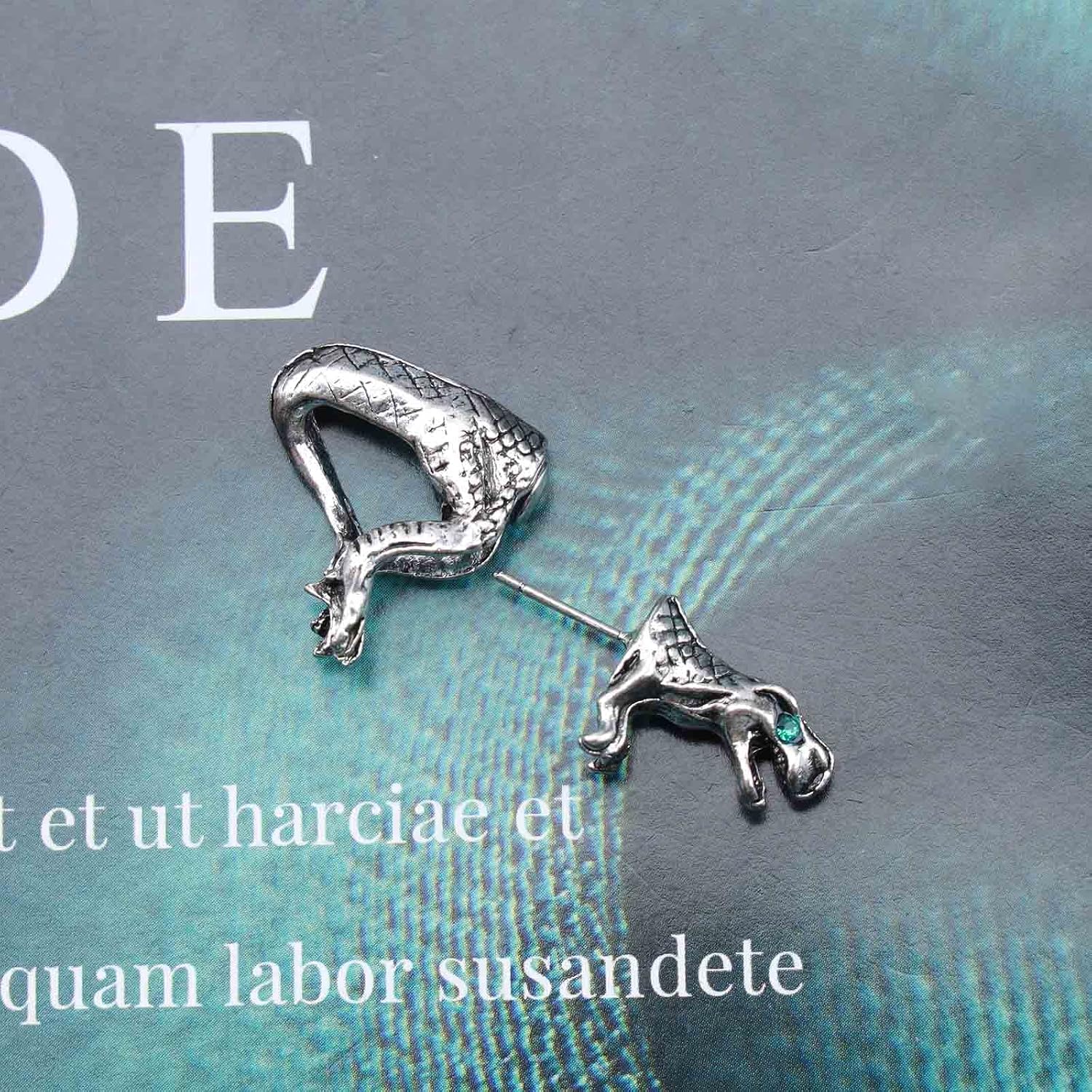 Vintage Dinosaur Ear Jacket Earring Punk 3D Dinosaur Studs Silver Tyrannosaurus Rex Earring Dino Front Back Stud 1pcs Jewelry for Women