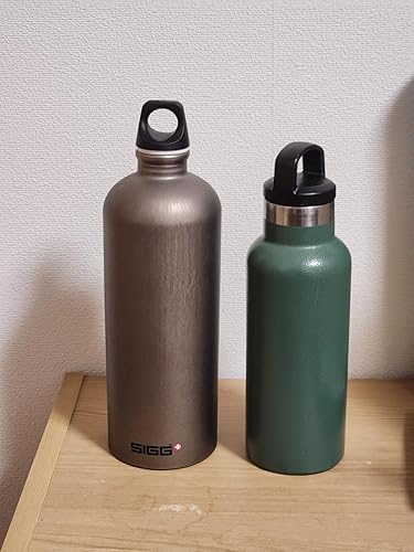 Amazon.co.jp: シグ(SIGG) アウトドア 水筒 軽量 スイス製アルミボトル