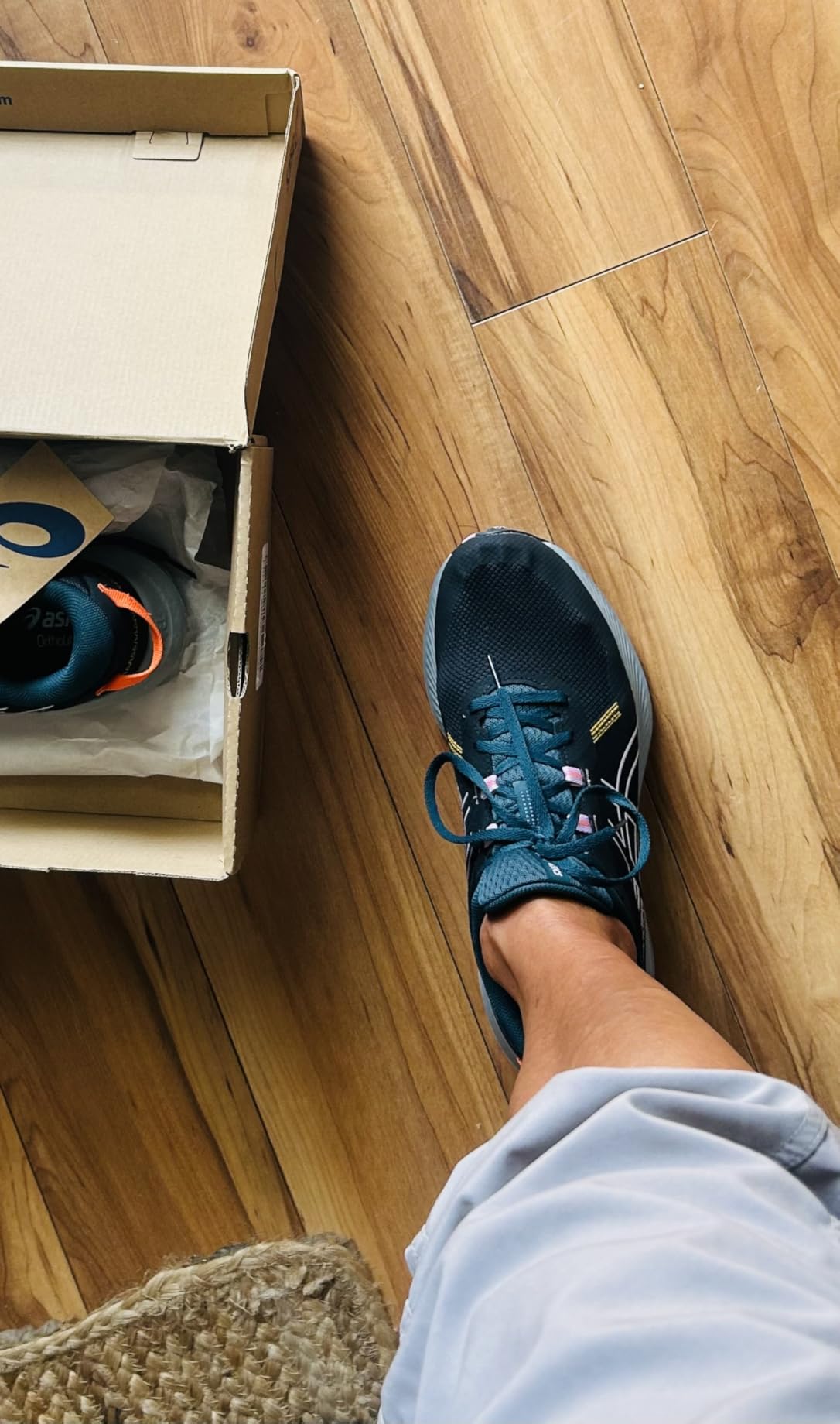 ASICS Gel-Excite Trail 2 vista completa del perfil lateral