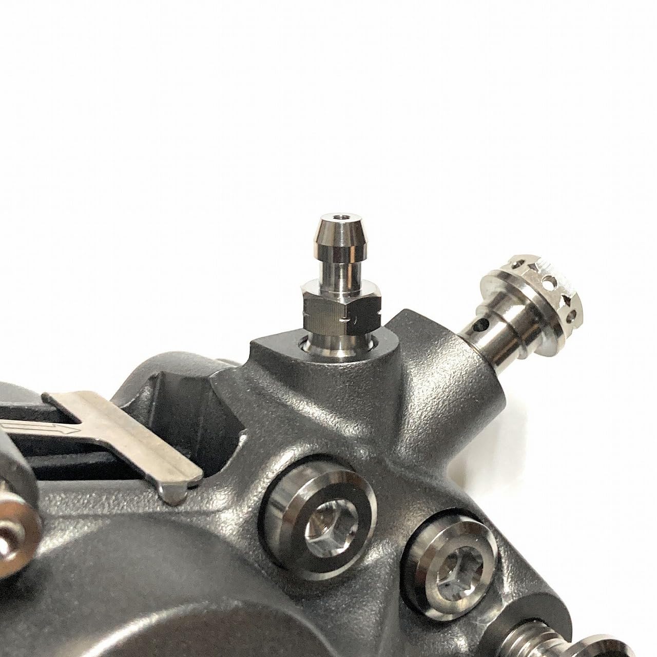 64チタン 4個 ブリーダースクリュー M10 P1.00 ブレンボ Brembo エア