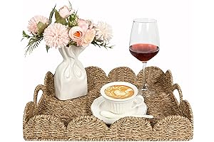 Handwoven Scalloped Edge Seagrass Serving Tray with Built-In Handles