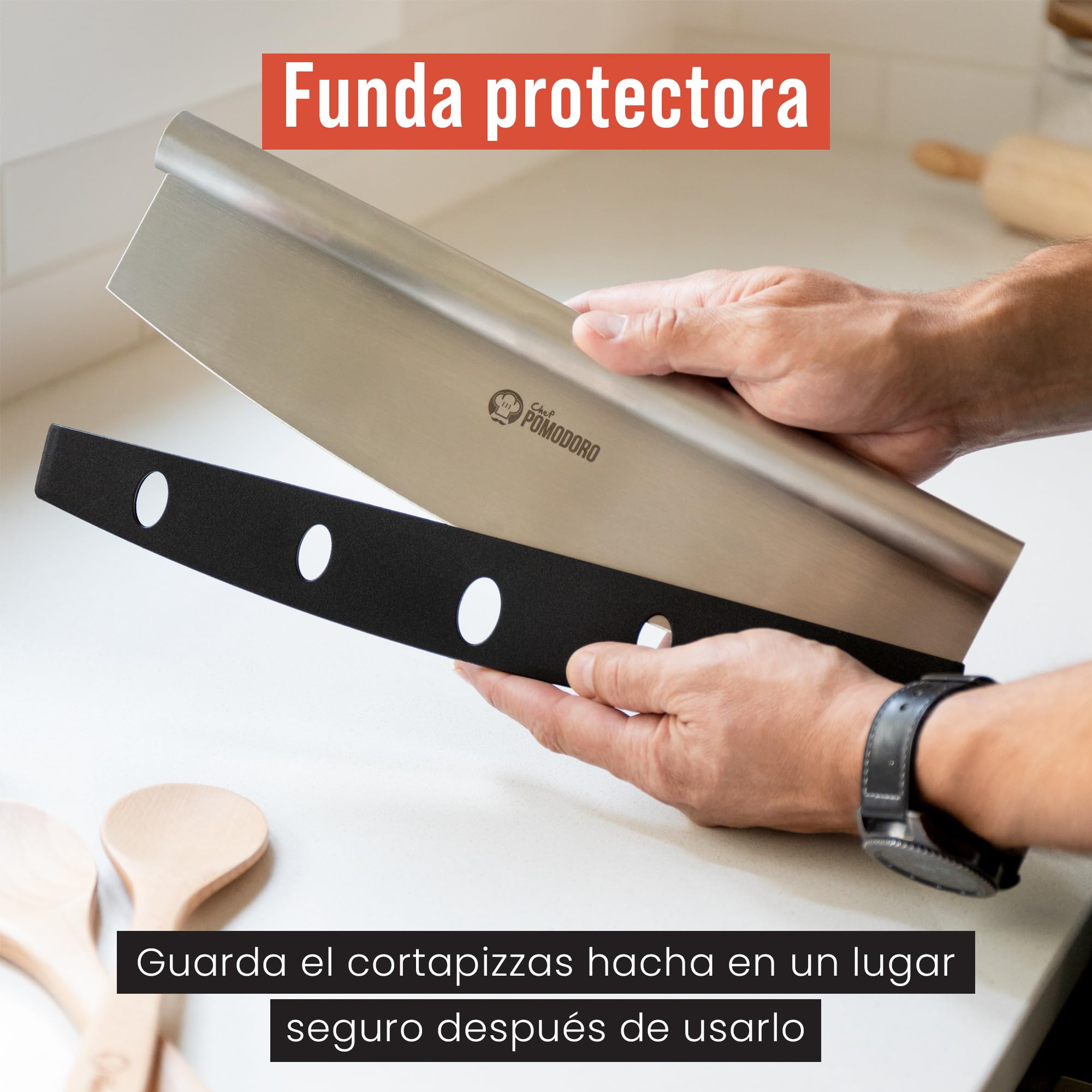 Chef Pomodoro Cuchillo Cortapizzas con Funda Protectora - Cortador Pizza Mezzaluna Multiusos de 35 cm con Cuchilla Súper Afilada de Acero Inoxidable - Cuchillo Media Luna Apto para Lavavajillas