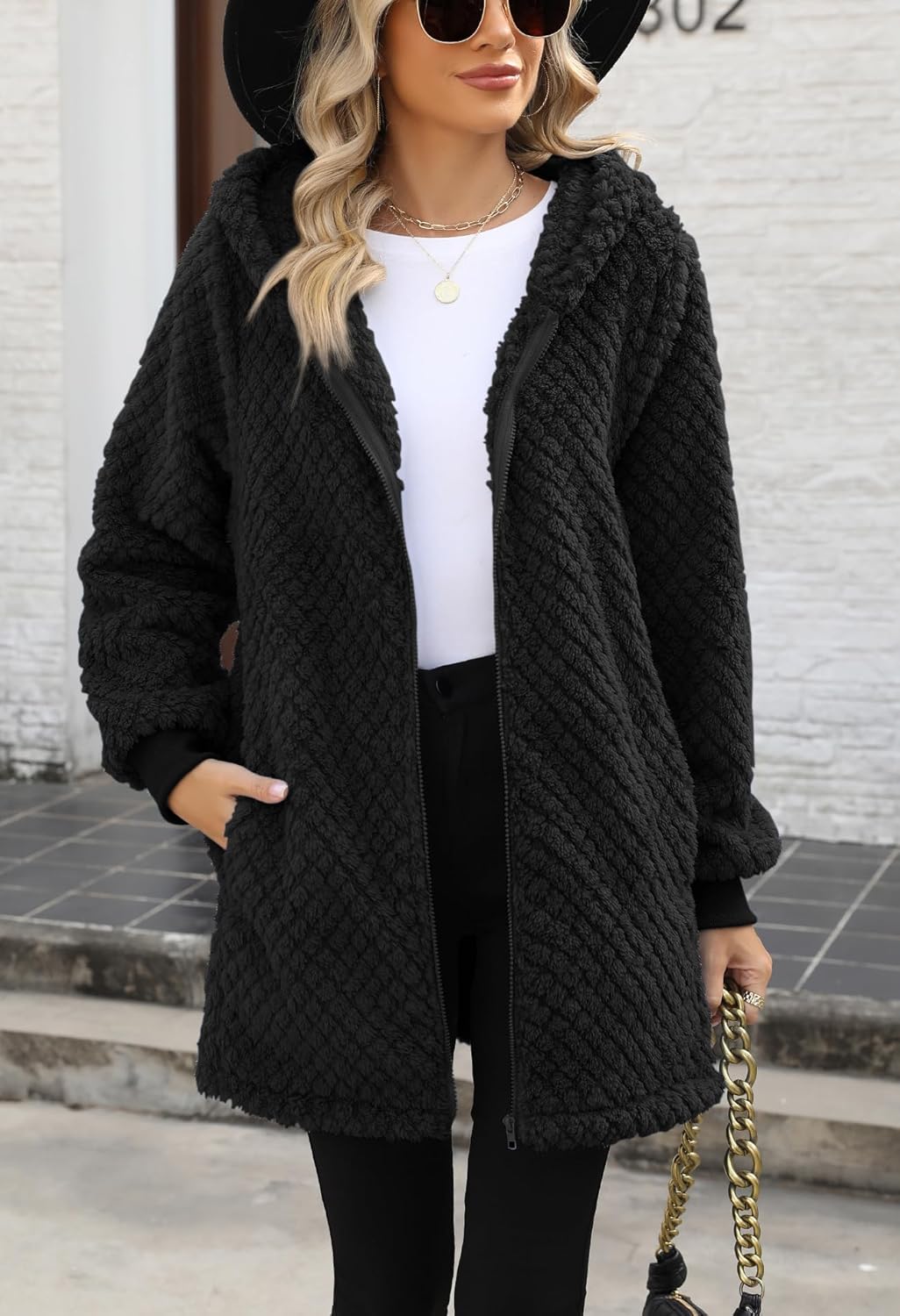 Yanekop Womens Oversized Sherpa Jacket Fuzzy Fleece Zip Up Jacket Warm Winter Coats Faux Fur Coat with Pockets - Image 3