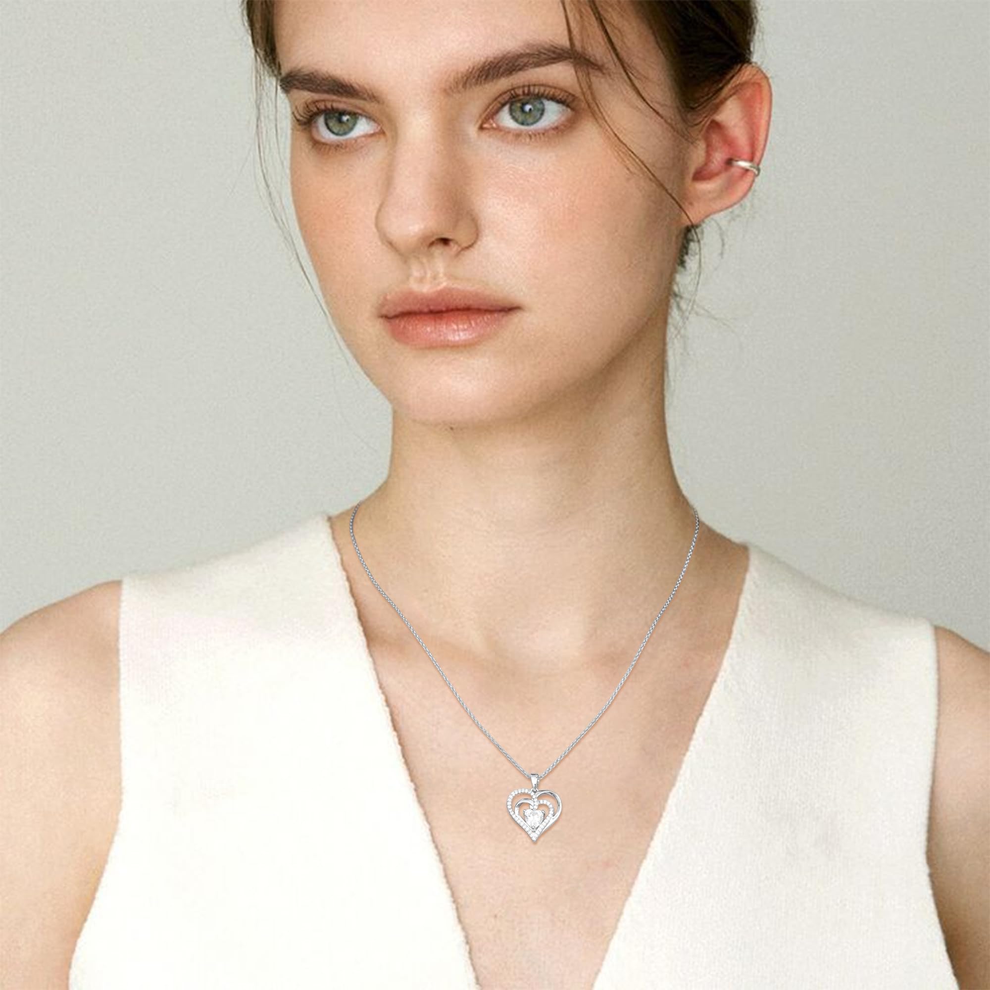 Jrêveinfini Collar de Plata Esterlina 925 con Colgante en Forma de Corazón con Circonitas - Diseño Elegante y Simbólico, Regalo para San Valentín, Aniversarios o Bodas
