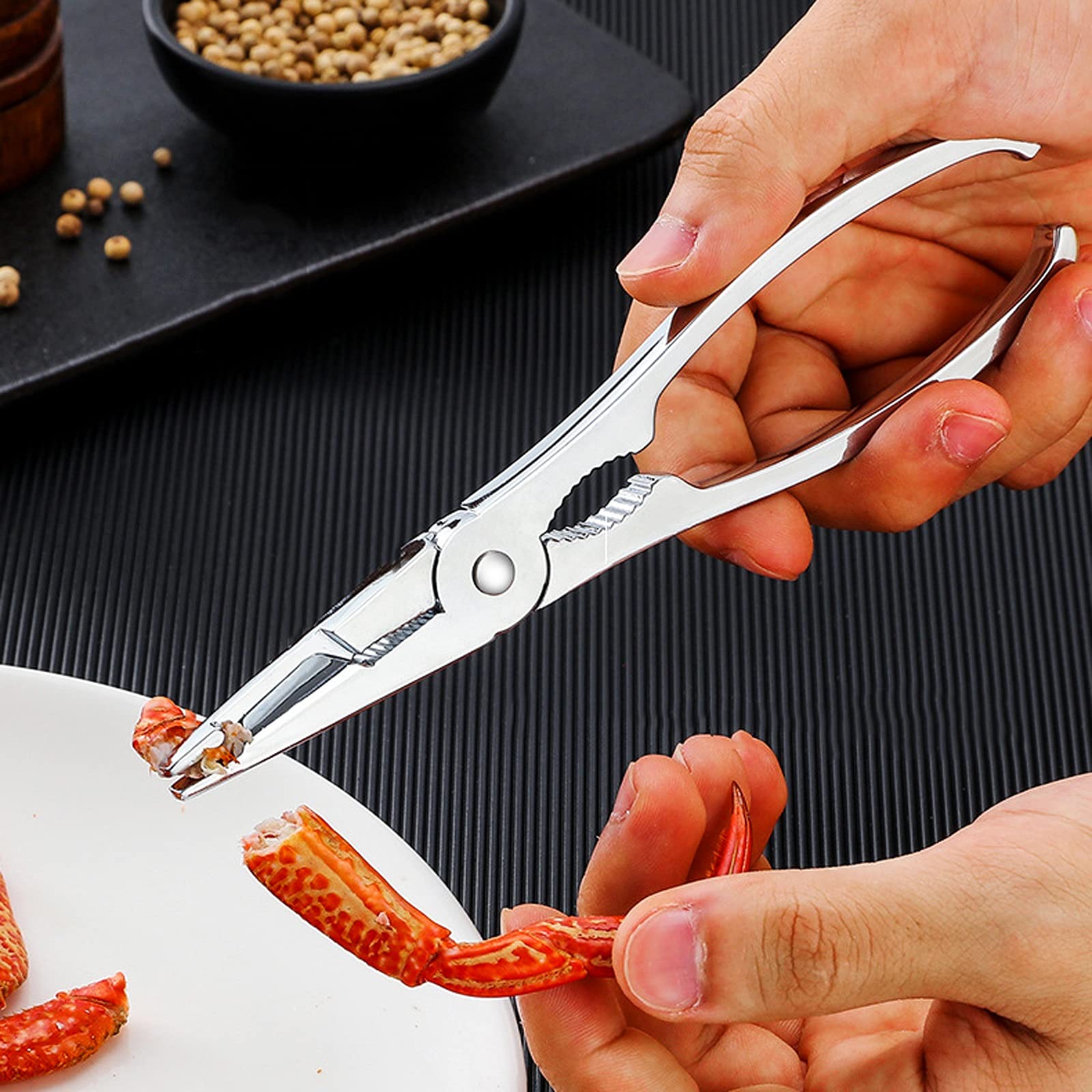 Set di utensili per frutti di mare, 6 pezzi in metallo Cracker di granchio, tra cui 3 forchette, 2 cracker e 1 forbice, strumenti comodi e pratici per zampe di granchio e artigli di aragosta, ottieni