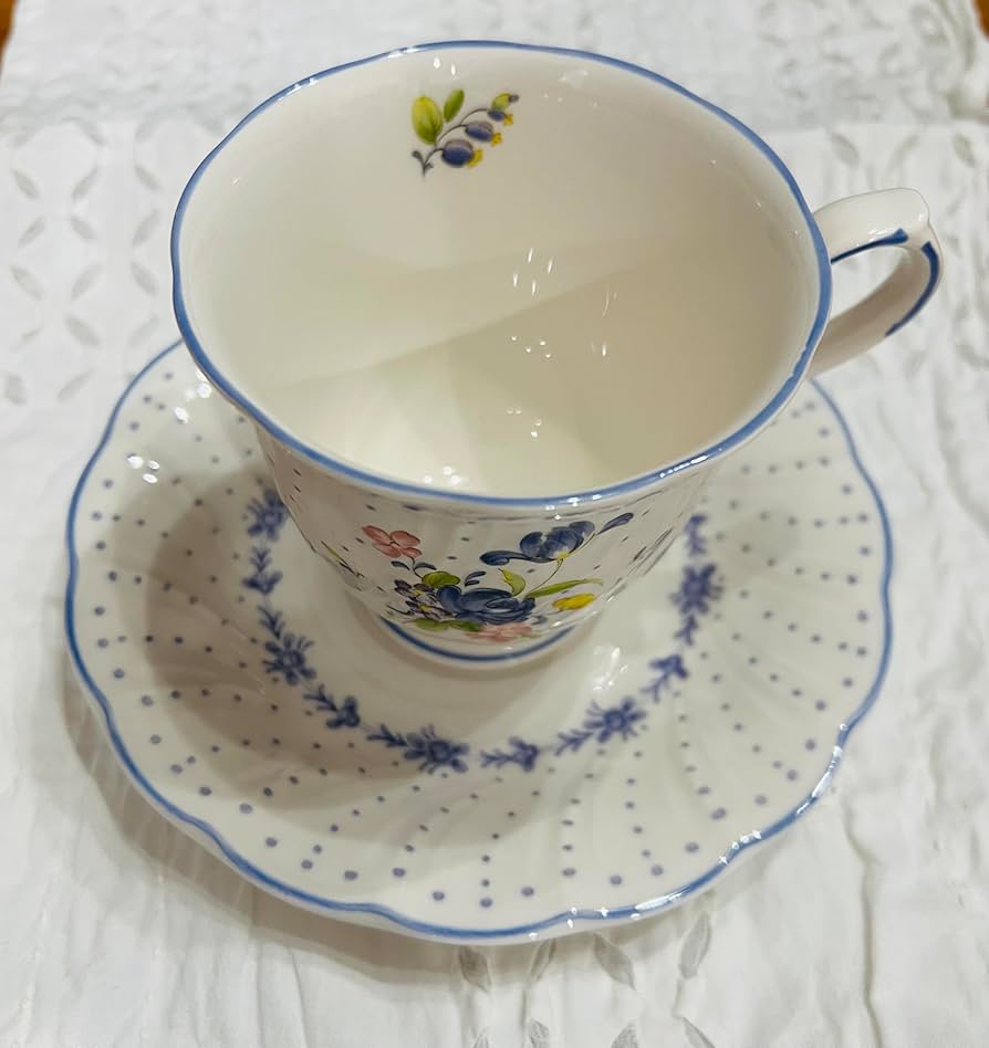 ニッコー陶器 ボーンチャイナ 藍かさね 平小鉢 ニッコー陶器 ボーン ニッコー陶器 ボーンチャイナ 藍かさね 平小鉢 ニッコー陶器 ボーン