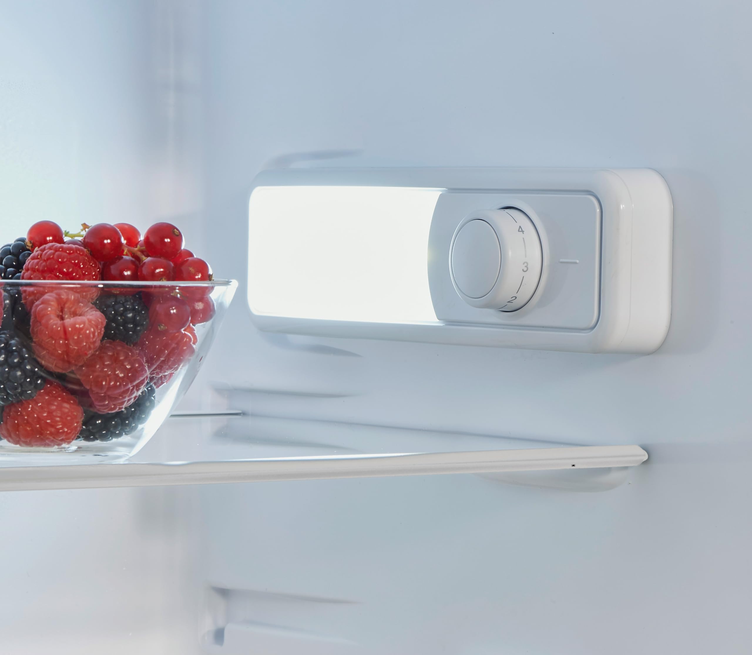 YUNA Einbau Kühlschrank Fedora EKG225E 205L Kühl- / Gefrierkombi LED Schlepptür