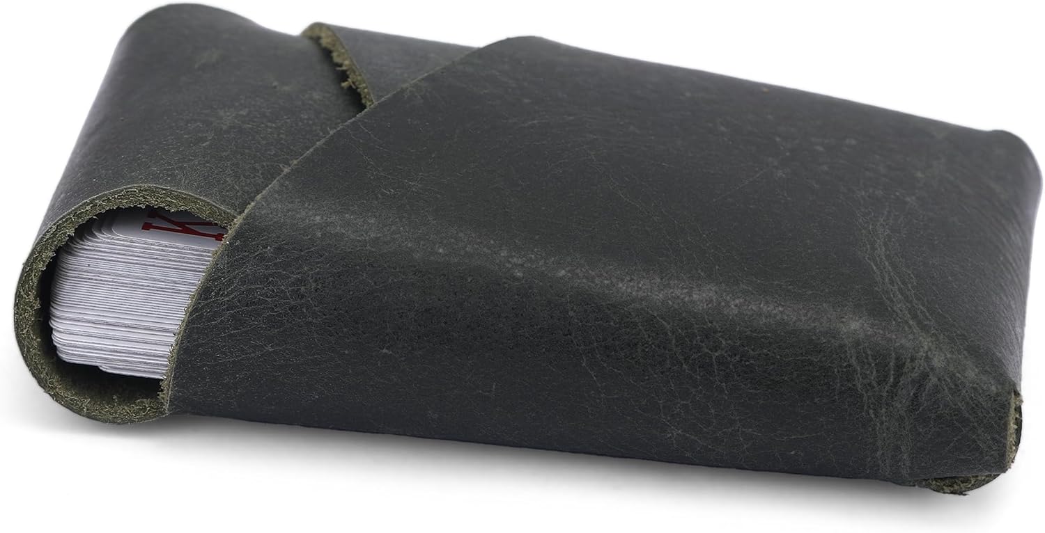 Elegant Full-Grain Leather Playing Card Holder - Handcrafted, Secure Playing Card Case - Ideal for Poker, Bridge - Stylish Travel Accessory (Green)