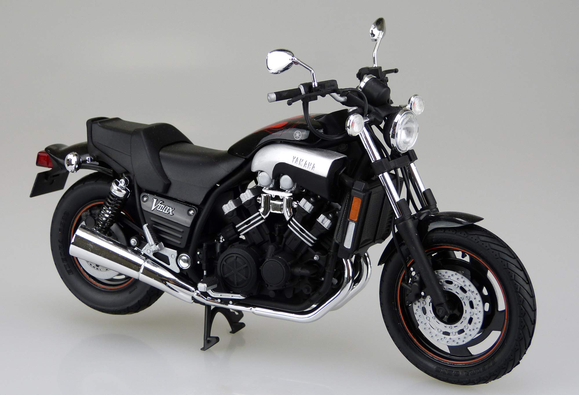 ヤマハ VMAX(ブラック) 1/12スケールモデル Amazon | 青島文化教材社 1/12 バイクシリーズ No.8 ヤマハ VMAX