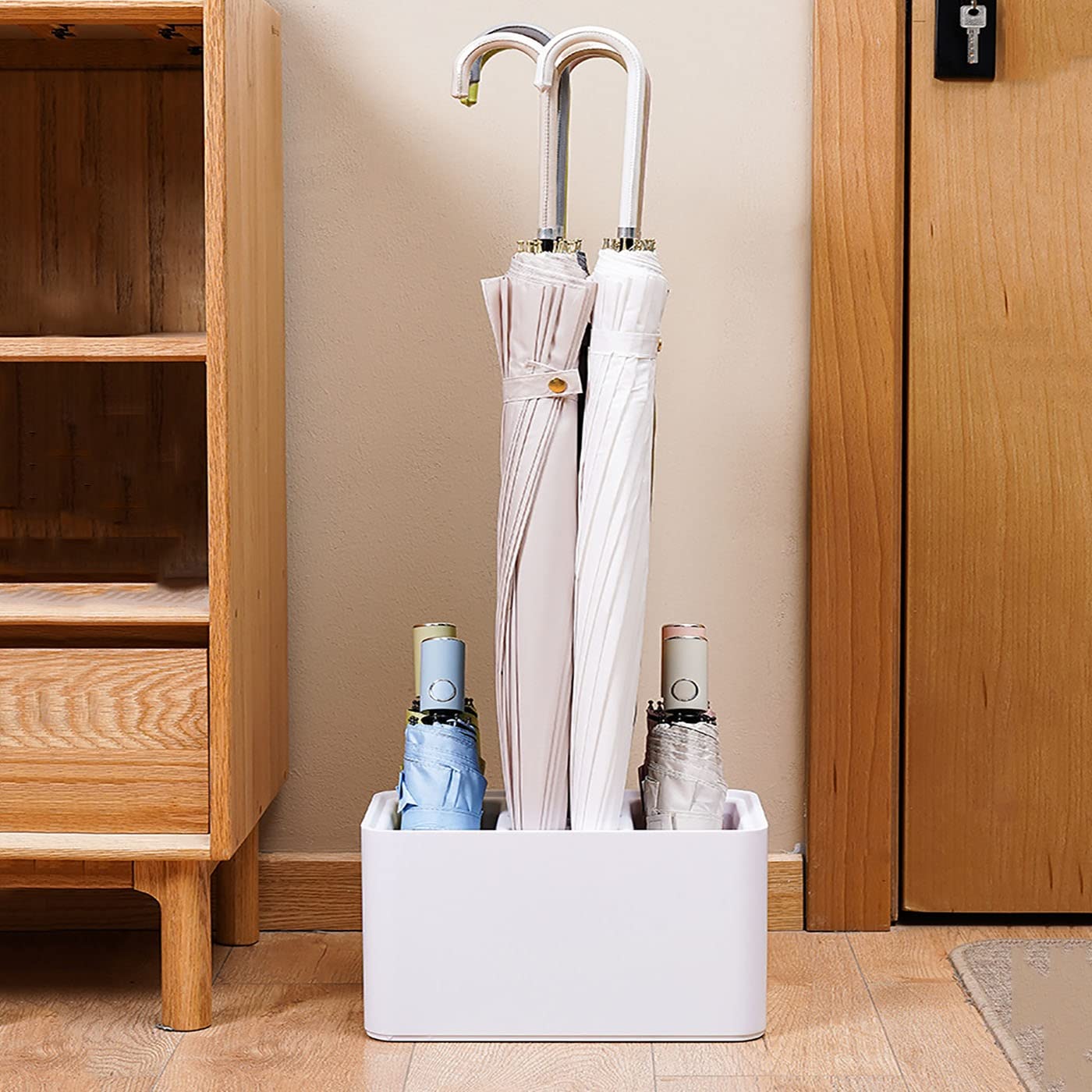 Porte-parapluie moderne d'intérieur compact rectangulaire avec bac de récupération