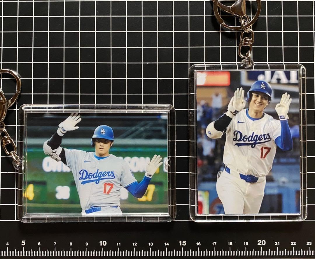 Amazon.co.jp: ☆ ドジャース 大谷翔平 ドジャースポーズ 両面 
