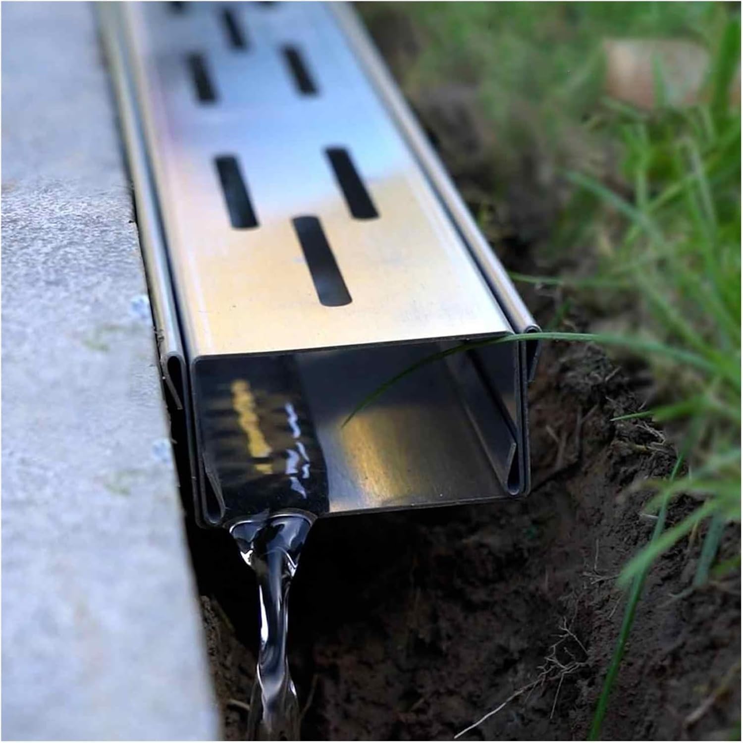Stainless Steel Mini Trench Drain System, Storm Outdoor Drain Channel, Slim Garden Yard Drainage Gutter Water Diverter for Rain Snow Leaves Debris Pavers, 1m/3.3ft ()