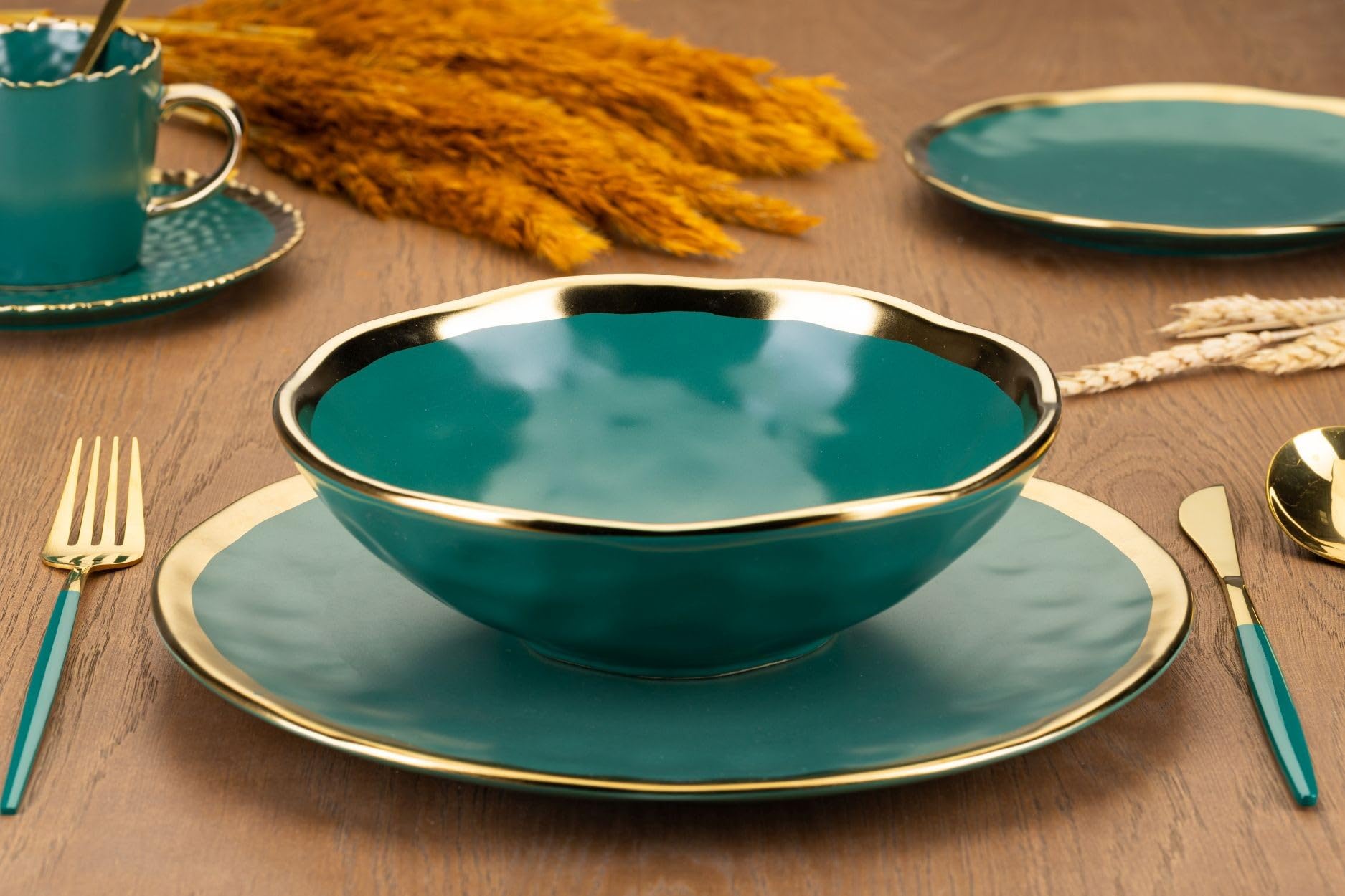 Keramik Geschirr Set 8 Personen | Grüne Teller 27 cm Ø und Schüssel 20 cm Ø | Modern Geschirr & Serviergeschirr | 4x Essteller und 4x Tiefe Suppenteller