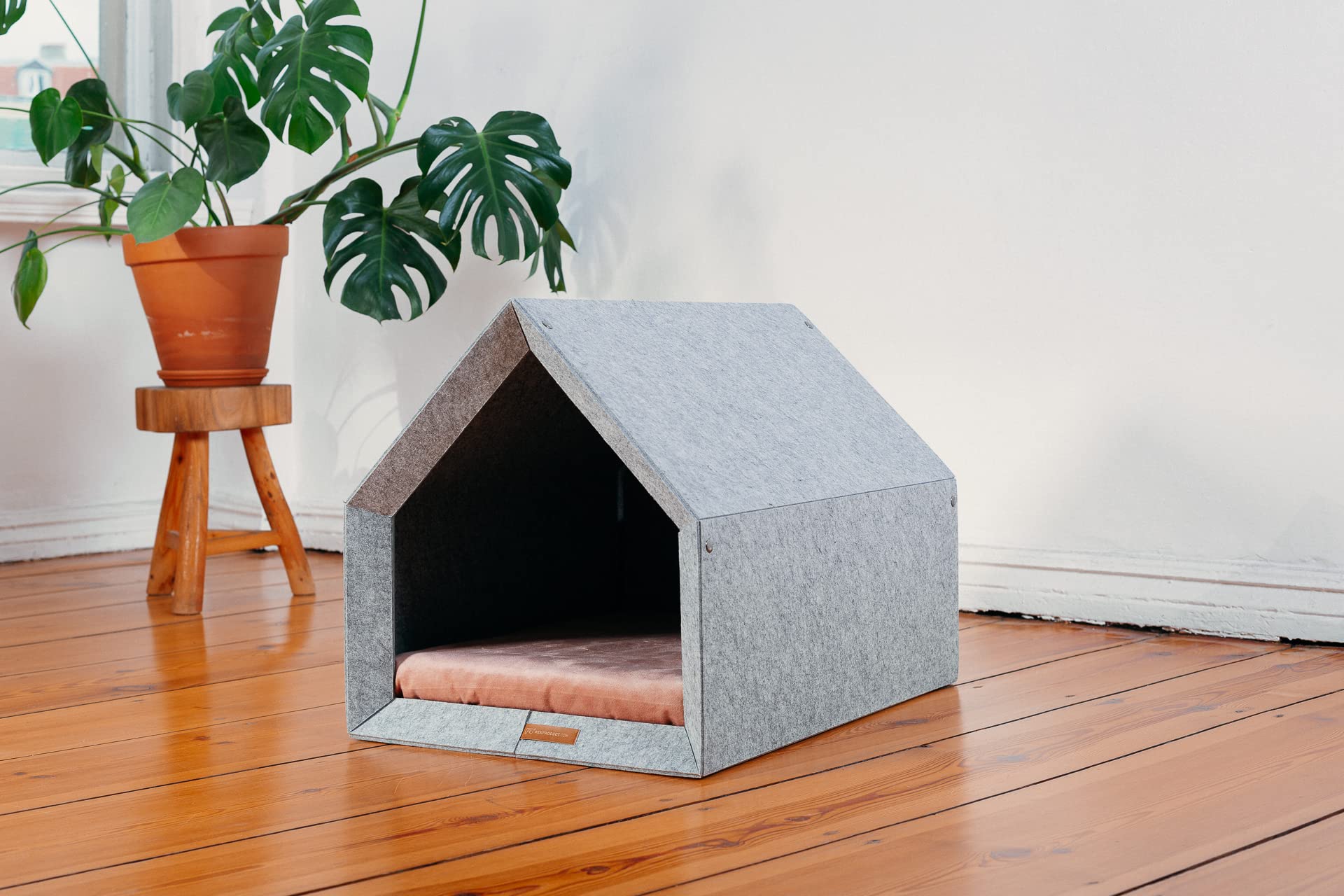 Rexproduct PetHome buda dla psów odporna na ugryzienia i zarysowania izolacja akustyczna rozmiar S 60x42 cm
