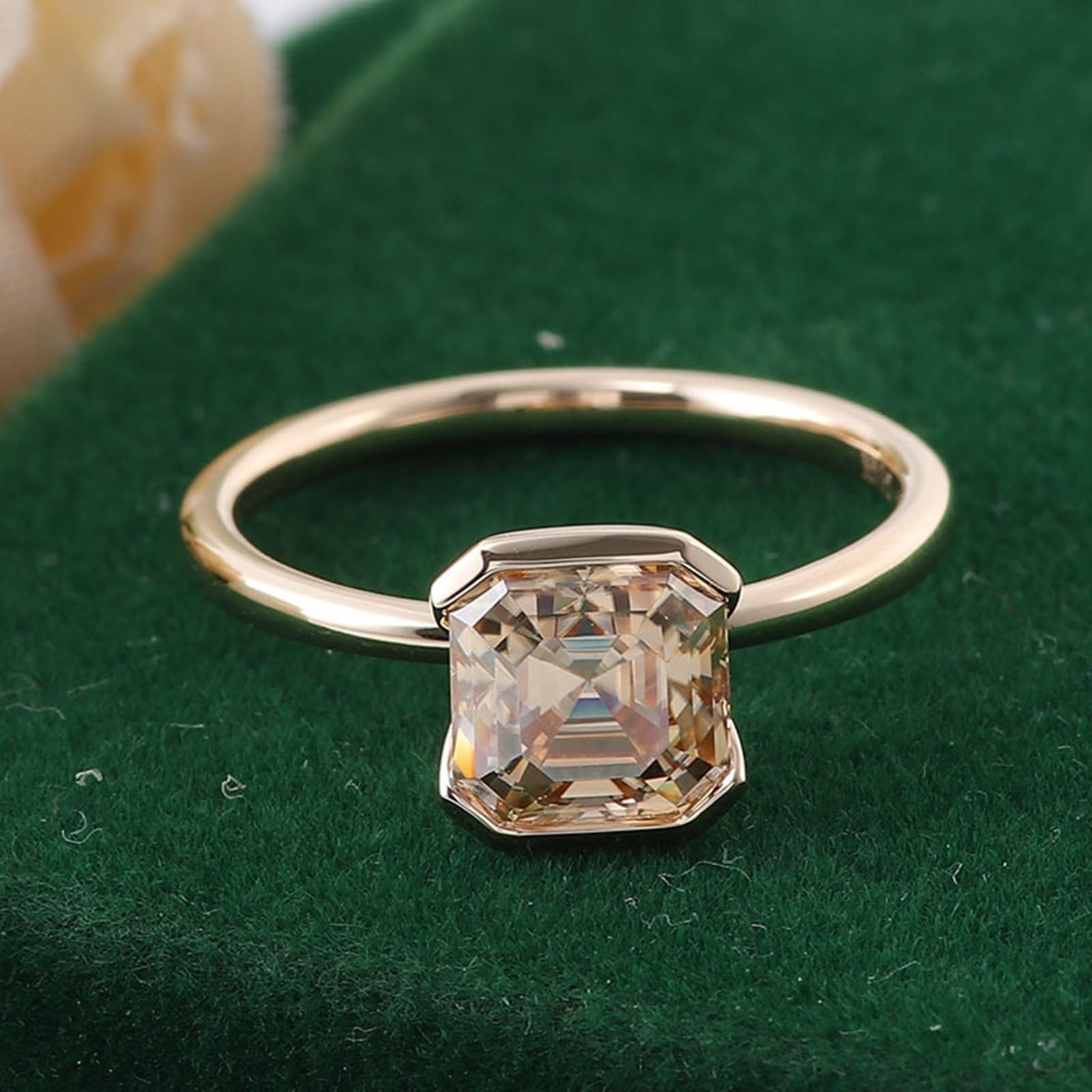 Anillos de oro amarillo de 18 quilates Moissanita, Anillos de pareja Simple, Rectangular Champán Solitario Moissanite Anillos Mujeres