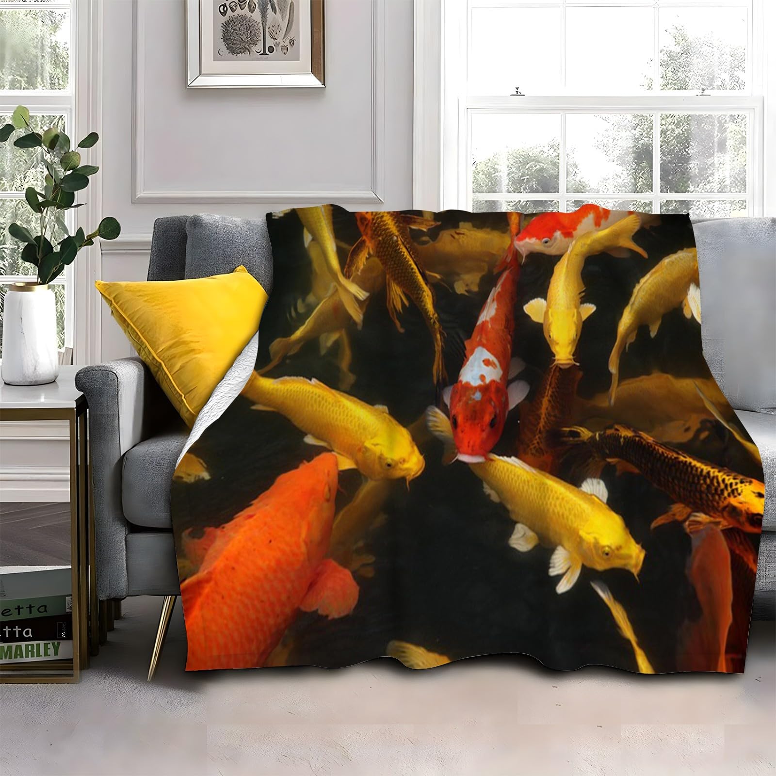 LLSZAHD Golden Carp Blanket Animals Lightweight Washable Breathable Throws Blankets 40"x50", Single Size Fluffy Blanket Suitable for Kids Adults - All Seasons (101x128cm)