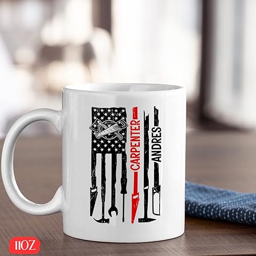 Miniatura 10 de Taza personalizada de carpintero por hora, taza de té de madera con herramientas de carpintero, regalos con nombre personalizado para contratistas,