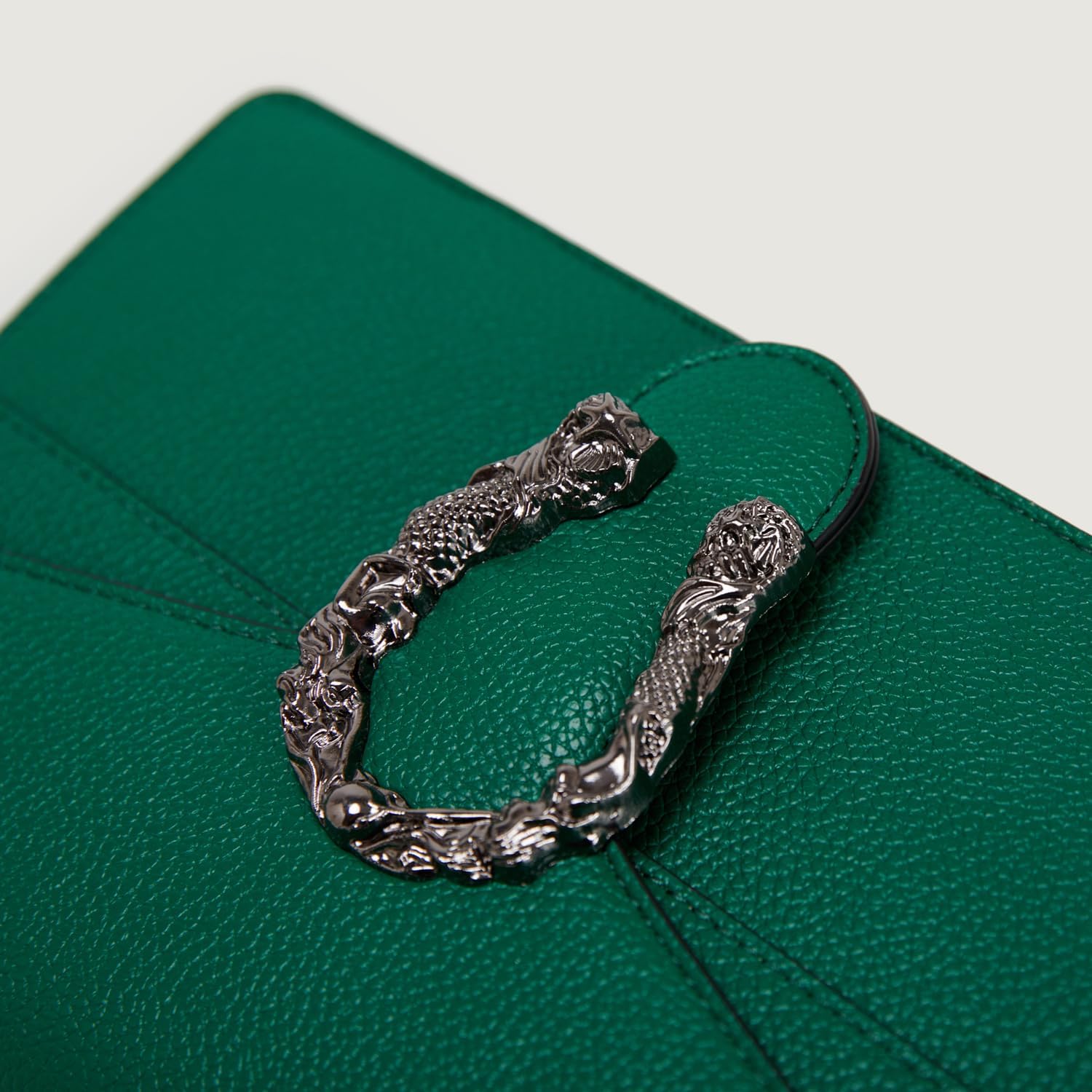 Chain Crossbody Bags Purses for Women Trendy,Fashion Evening Bags Satchel Handbags,Cute Vegan Shoulder Bag - Image 4