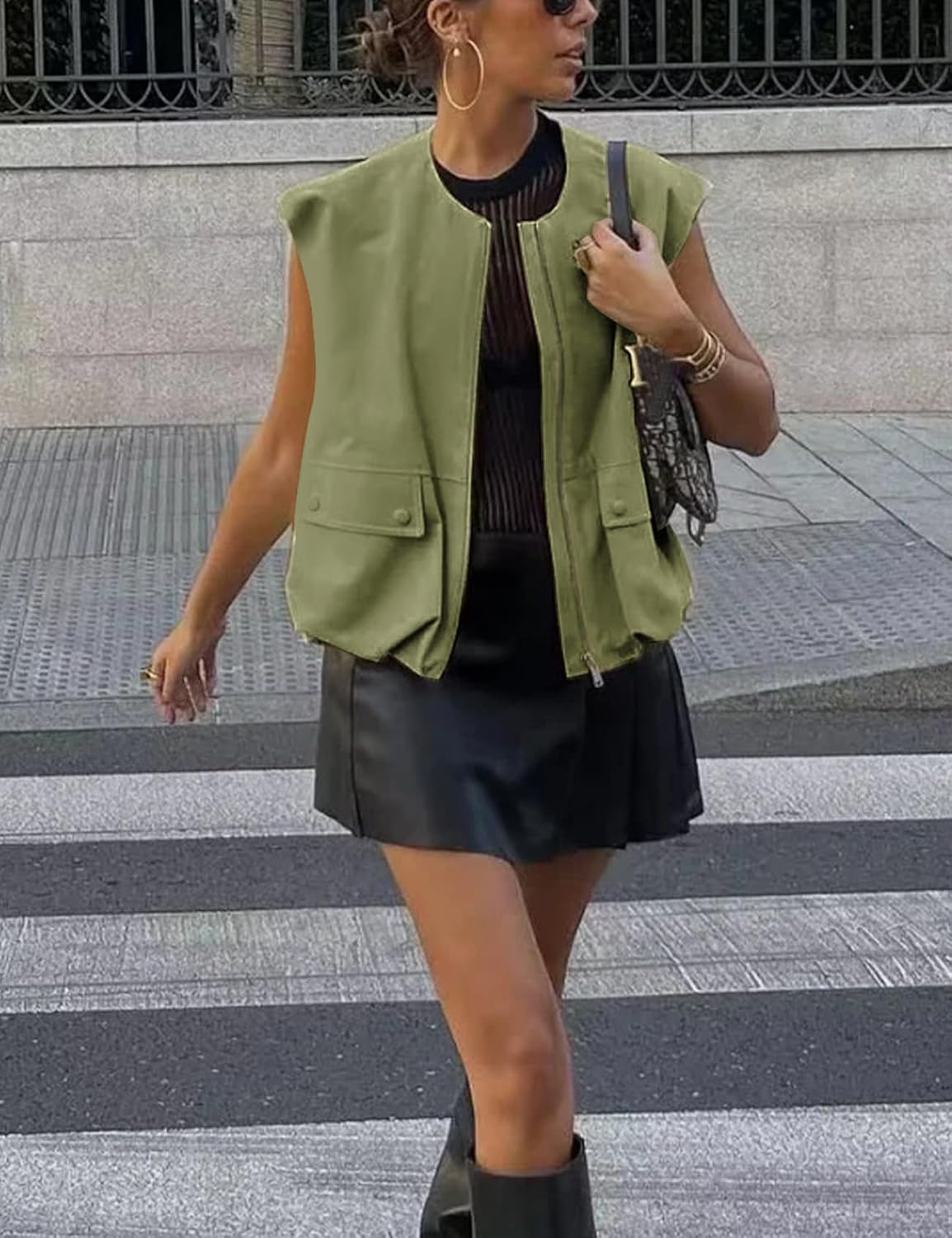 Yimoon Women’s Oversized Zip Up Cargo Vest Casual Ruched Hem Sleeveless Blazer Jackets Vest Top with Pockets - Image 5