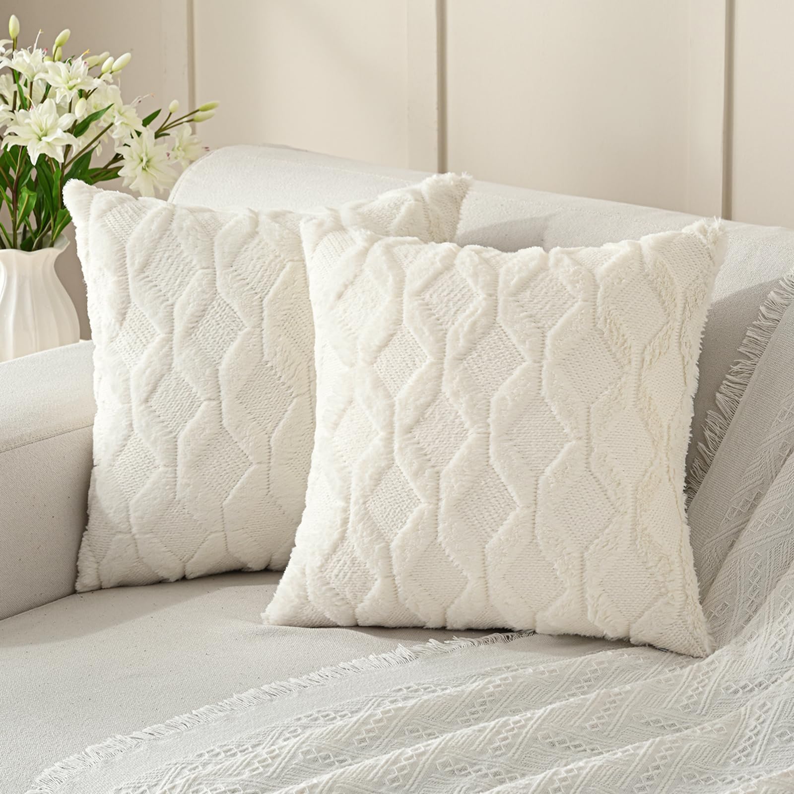 Volcanics Pack of 2 Faux Wool Throw Pillow Covers 18x18 Inches Decorative Farmhouse Velvet Couch Pillow Case Soft Plush Square Boho Cushion Pillowcase