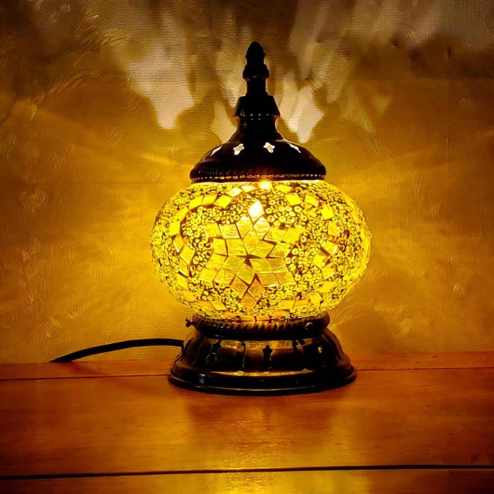 Maimeili Turkish Exotic Mosaic Table Lamp with Handmade Moroccan-Style Decorative Glass Retro Lamp Shade with USB Decorative Desk Lights Bedside Lights for Bedroom