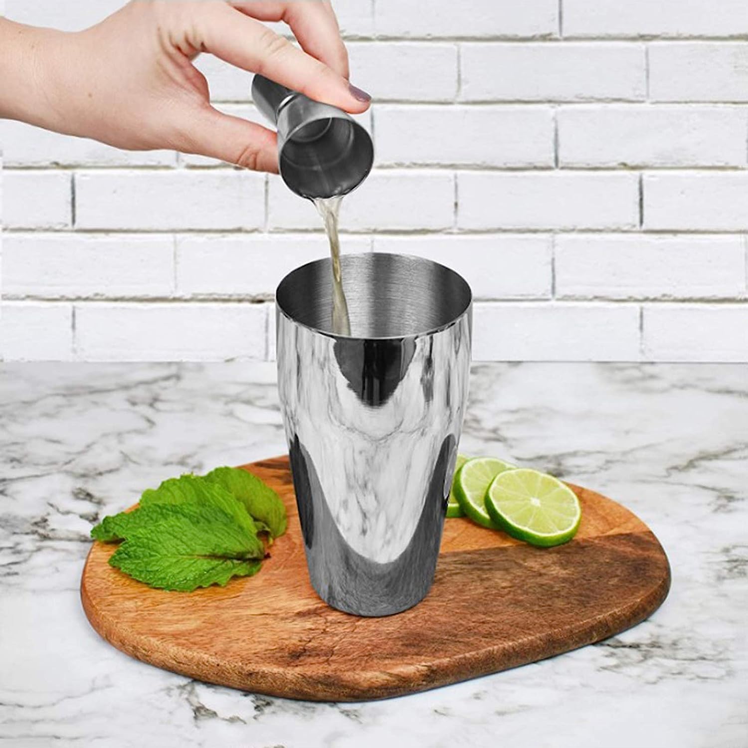 Ensemble de Cocktail Shaker à Cocktail Shaker Kit 11 Pcs Cocktail Shaker Set Barman Kit avec Support en Acier Inoxydable Bar Tool Set pour Home Bar Shaker Cocktail Kit Shaker Cocktail Set(550ml)