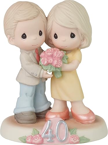 Precious Moments 223018 Cuarenta años amorosos juntos Bisque Figura de porcelana