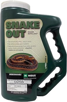 Nisus Snake Out Snake Repellent، قابل للتحلل، آمن للحيوانات الأليفة والأطفال، تطبيق سهل للساحات والحدائق والسقائف، 4 أرطال