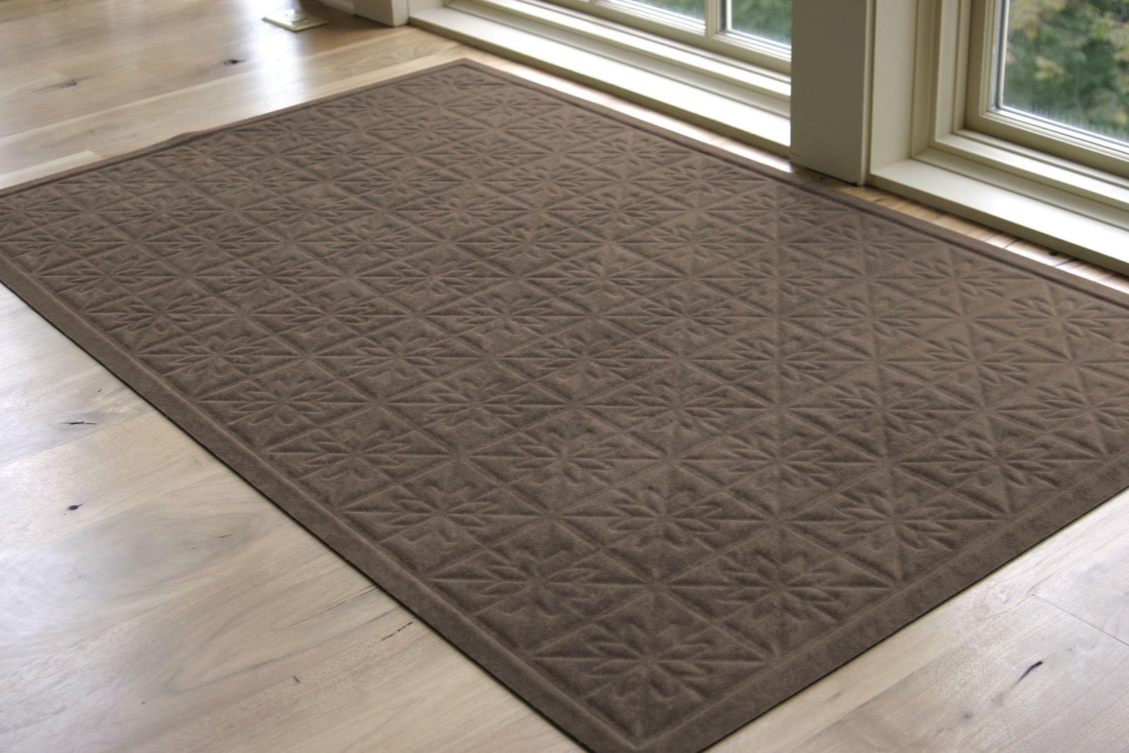 Star Quilt Low-Profile Mat, 3 by 5-Feet, Chocolate