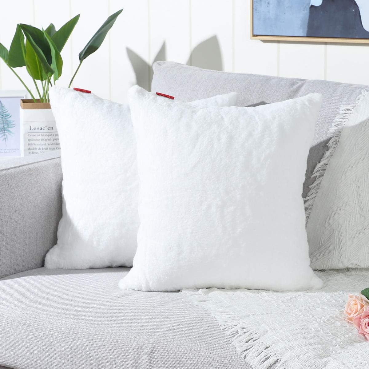 Mandioo Pure Snow White Faux Fur Cushion Covers 18x18 Inches Cushion Cases Fuzzy Cozy Soft Decorative Throw Pillowcases for Sofa Bedroom Car 45cmx45cm,Pack of 2