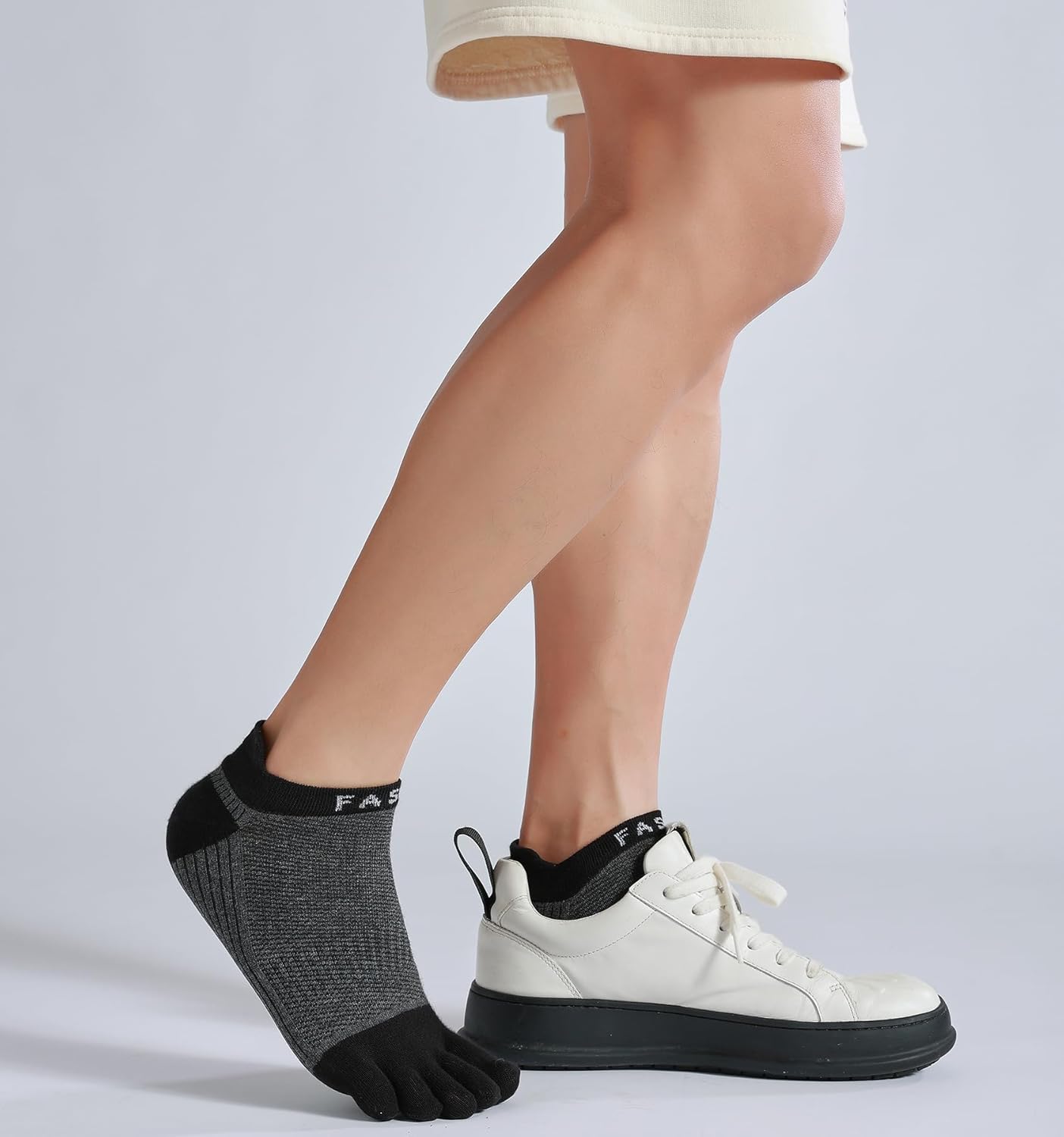 Men Toe Socks No Show Low Cut Athletic Wicking Cotton 5 Finger Split Toe 6 Pack - Image 2