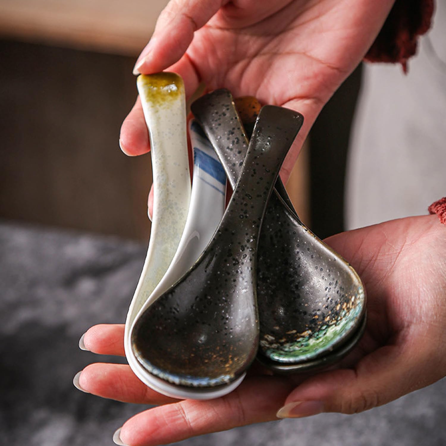 Set Di 5 Cucchiaio Cucchiaini In Ceramica, Cucchiai Da Minestra Cinesi Retrò, Cucchiai Da Ramen Asiatici, Cucchiai Da Zuppa Giapponesi, Creativo Stoviglie Cucina Per Wonton Pasta Caffè (Nero)