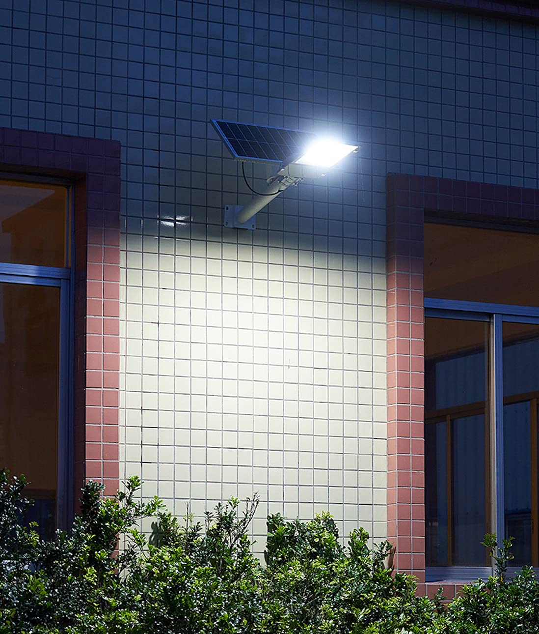 Jandei - Pack x 2 Farola Solar Exterior, Potente 2500 Lúmenes, Impermeable IP65, Panel Solar y Mando a Distancia Incluido, Luz Blanca Fría 6000K, Ideal para Jardín, Patio, Camino y Muro