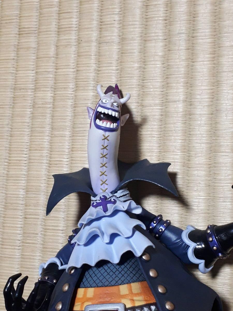 ワンピース 王下七武海 ゲッコー・モリア」 フィギュア 塗装済み完成品 913664b4-s.jpg