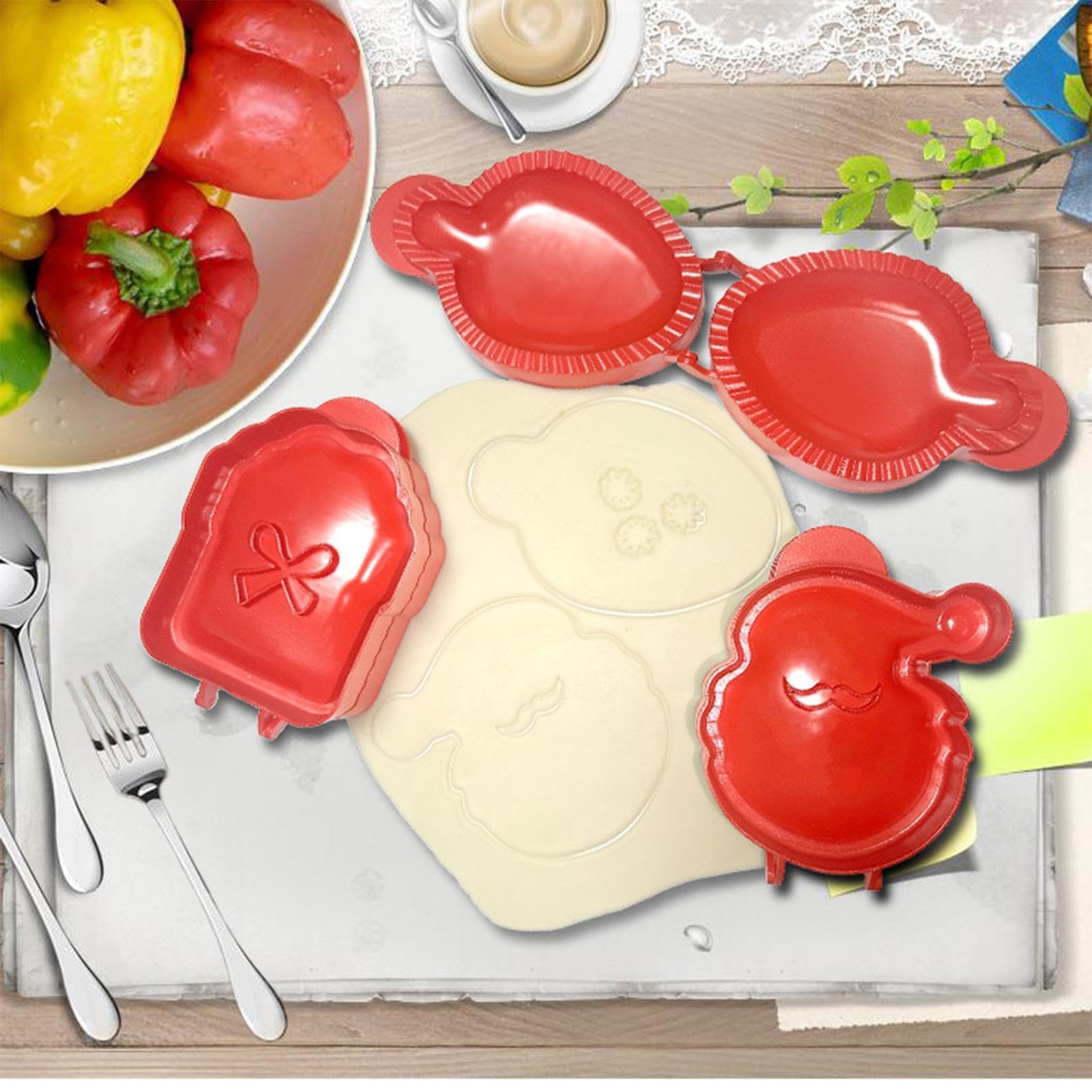 Handy Helpers 4 Pack 5'' Diameter Tin Pie Pans